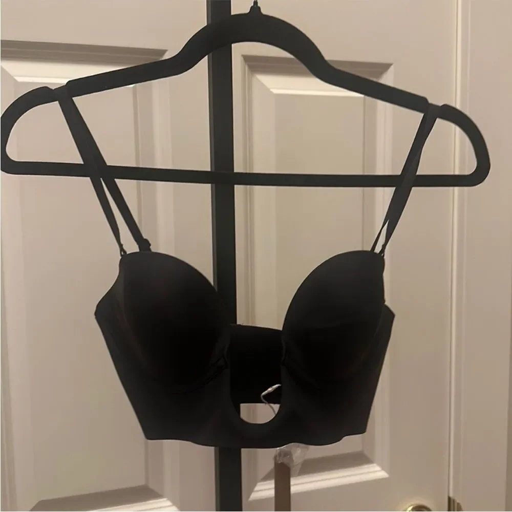 NEW SKIMS DEEP PLUNGE SHAPEWEAR BRA IN BLACK SIZE S - Picture 4 of 14